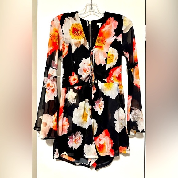 Gianni Bini Pants - GB black floral romper size S